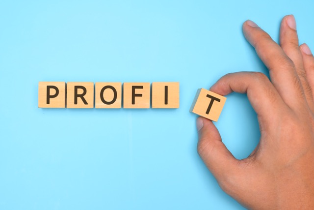 The Profitability Journey: When Does a Creator Become Profitable?